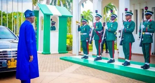 Tinubu Meets Service Chiefs