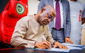 Abia Increases Salaries of Traditional Rulers
